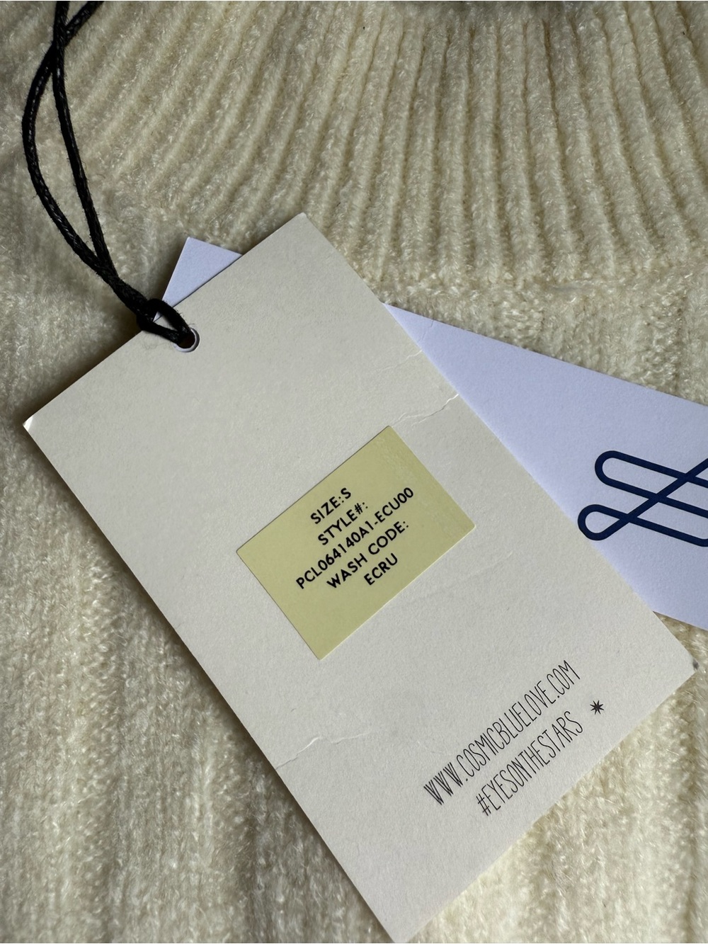 NWT Cosmic Blue Love for Stitch Fix Cream Ribbed Crewneck Sweater - Picture 6 of 7